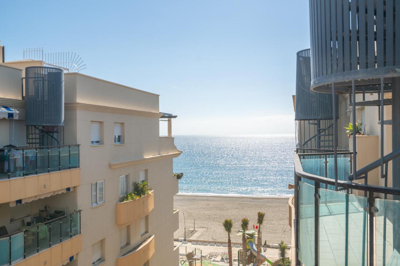 Atico 2 Terrazas Junto Al Mar By Rent Me Daire Estepona Dış mekan fotoğraf